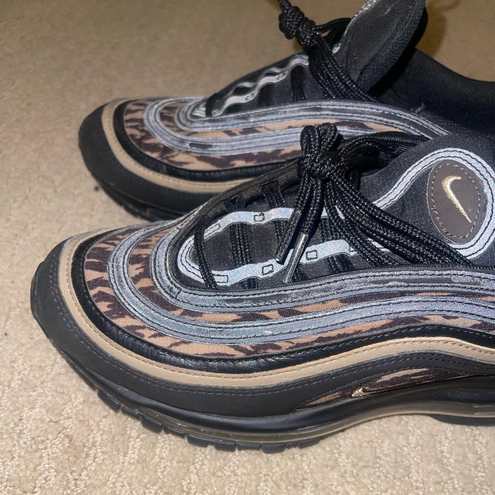 Men Airmax 97 Color Black/Gold Size 8